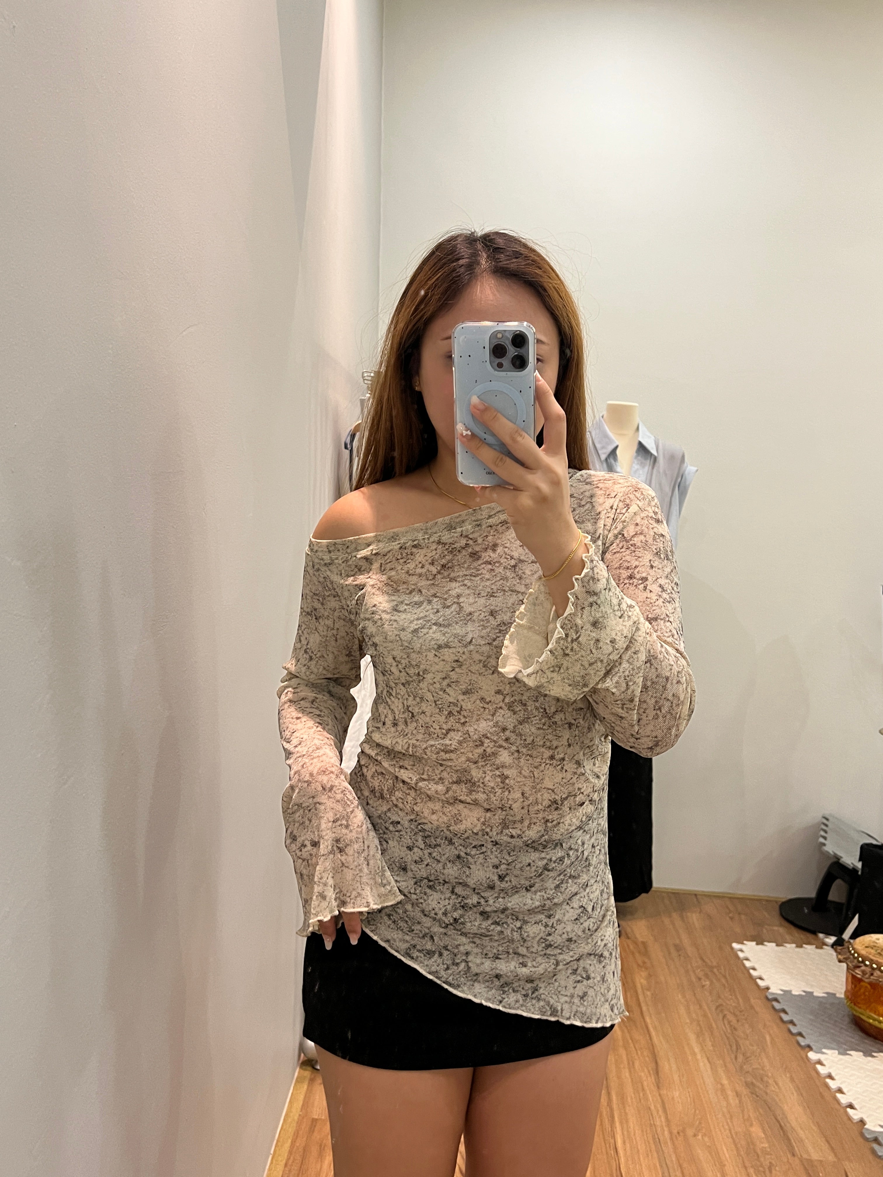 LT005 两件套韩系墨染斜肩木耳边长袖上衣｜Ready stock 现货