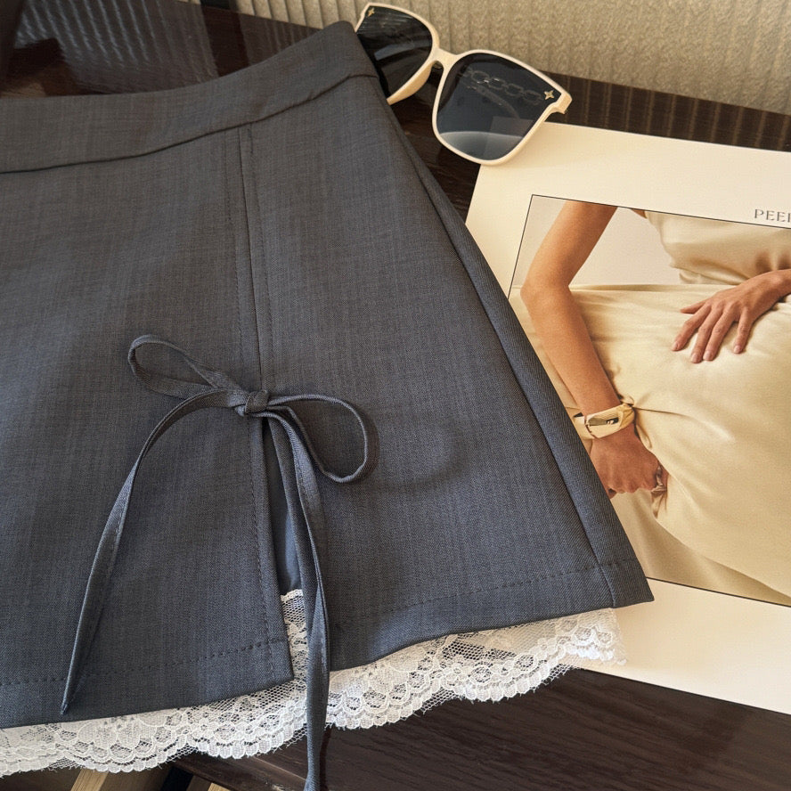 SS001 蝴蝶结开叉蕾丝边短裙｜Ready stock 现货