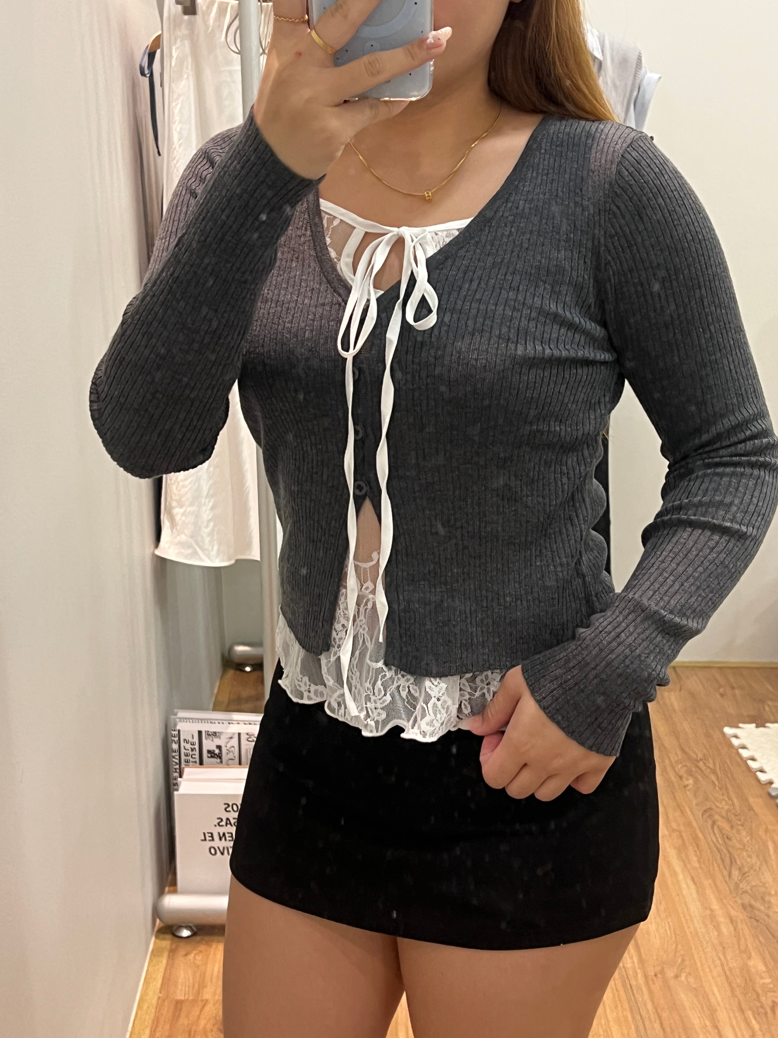 LT004 假两件蕾丝针织衫｜Ready stock 现货