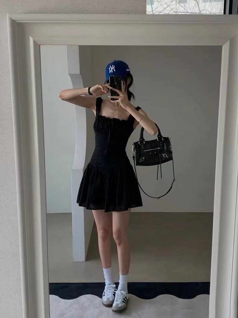 S005 刺绣小花吊带连衣裙｜Ready stock 现货