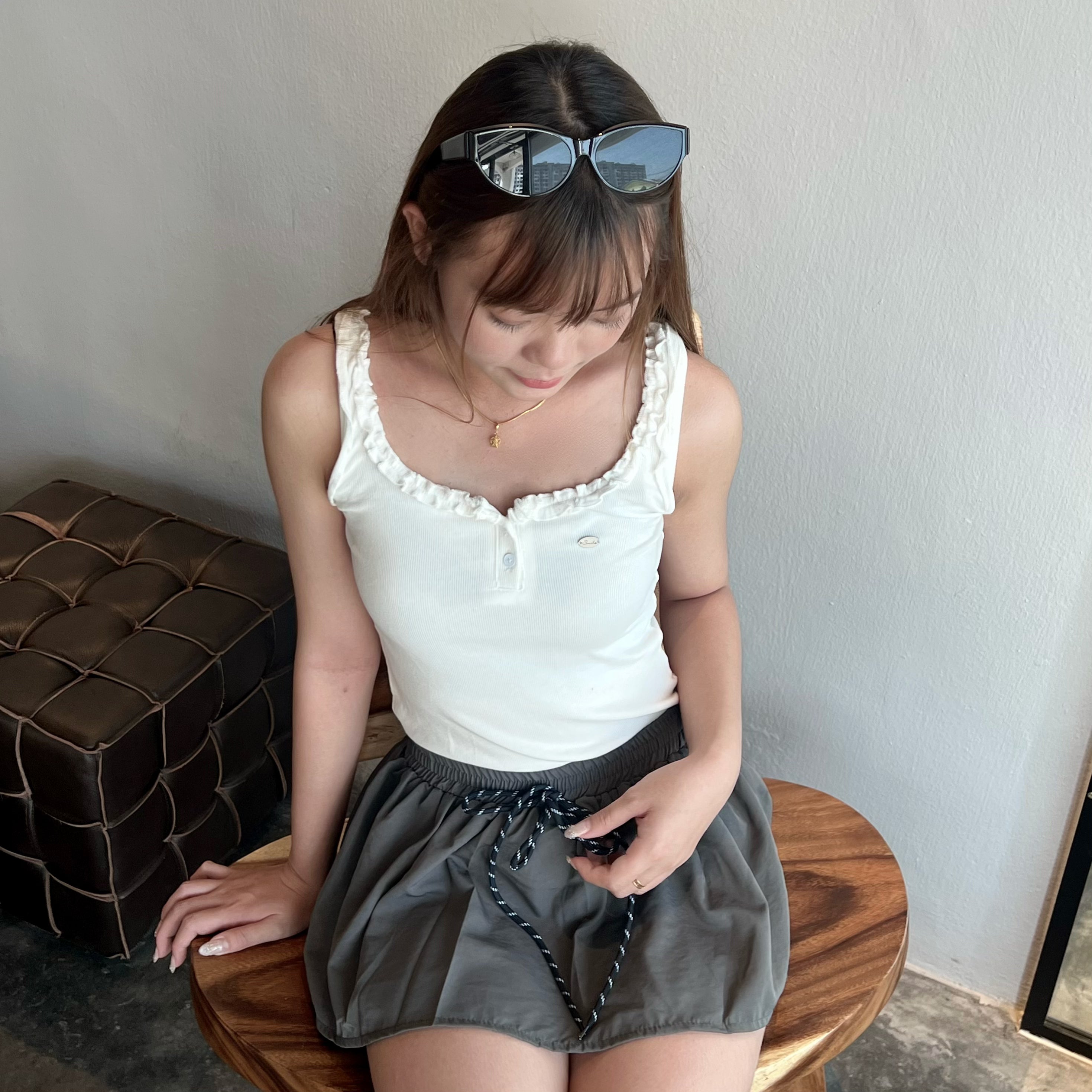 B013 木耳边小标无袖上衣 ｜Ready Stock 现货