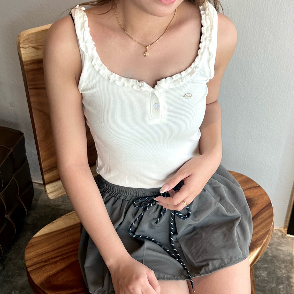 B013 木耳边小标无袖上衣 ｜Ready Stock 现货